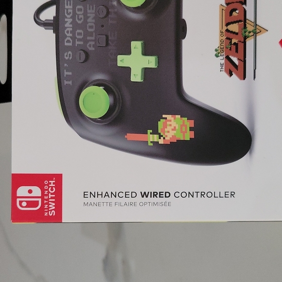 PowerA Nintendo Switch Enhanced Wired Controller - Picture 4 of 6